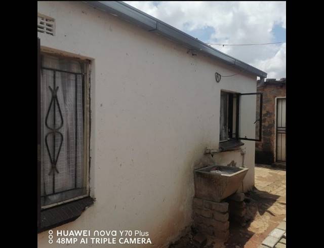 4 BEDROOM HOUSE FOR SALE IN TEMBISA CENTRAL